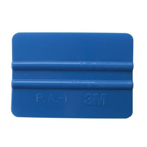 An image of a 3M Plastic Squeegee Applicator.